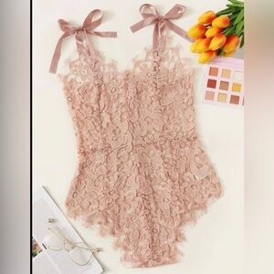 Lace bodysuit - dusty rose small